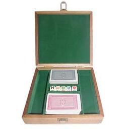 Click here to see larger photo of the Oak Poker Chip Case - 100 Piece Capacity.