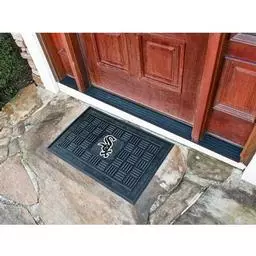 Click here to learn more about the Chicago White Sox Medallion Door Mat.